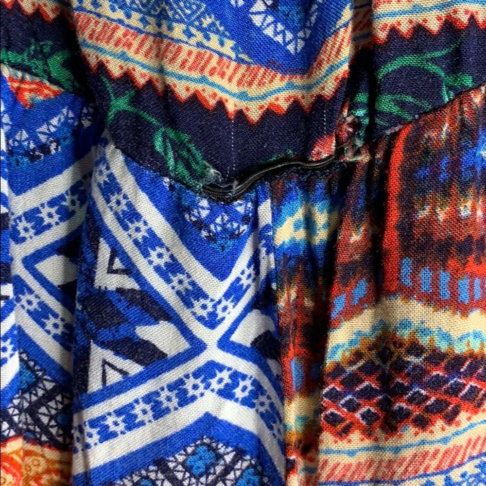 Jumper - Picture 6 of 8
